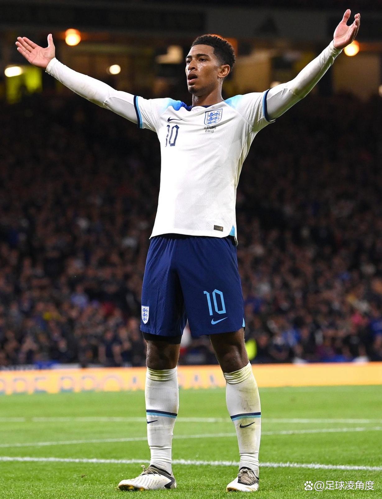 包含英格兰队气势如虹，锋线威力难挡的词条