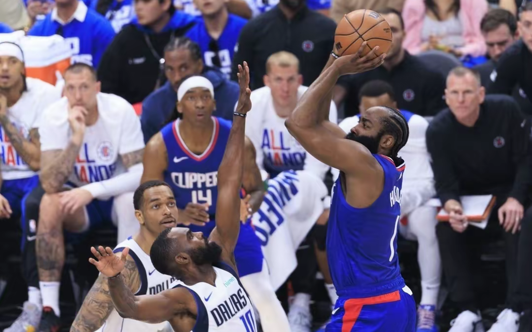 火箭战胜独行侠,哈登再次砍30+ 火箭战胜独行侠,哈登再次砍30+