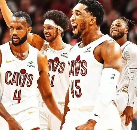 骑士遭活塞逆转惨败,连胜被终结 骑士遭活塞逆转惨败,连胜被终结